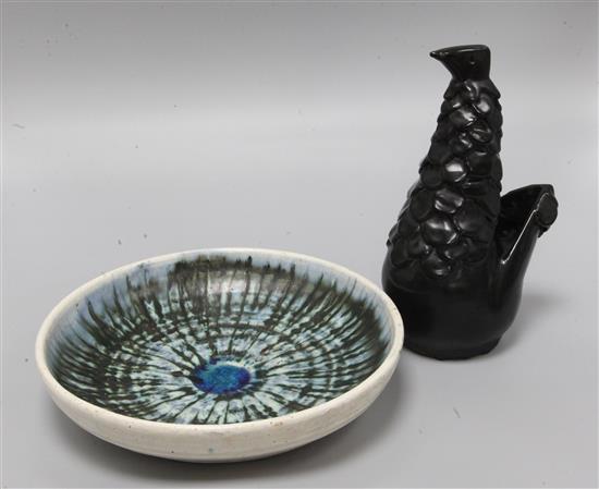 A Studio pottery dish and a similar bird sculpture